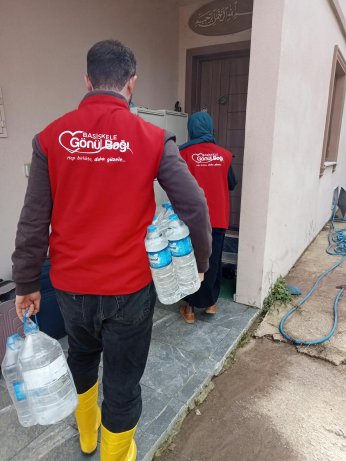 Selden etkilenenlere hane ziyaretleri