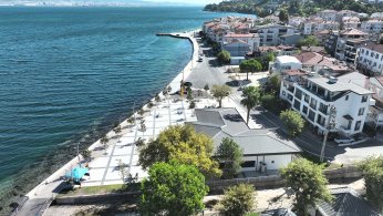 Ulaşlı sahiline dalga kırıcı set