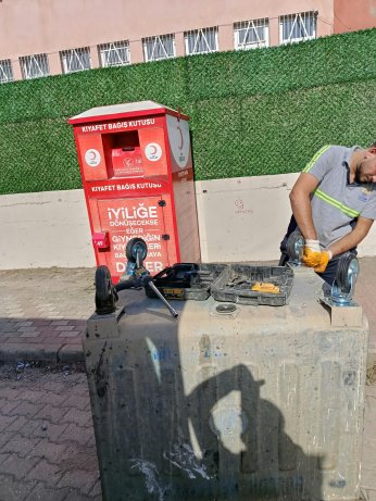 Hasarlı konteynerlere yerinde bakım-onarım