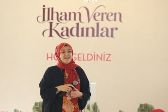 ‘Sizler mutlu olun diye çalışıyoruz”