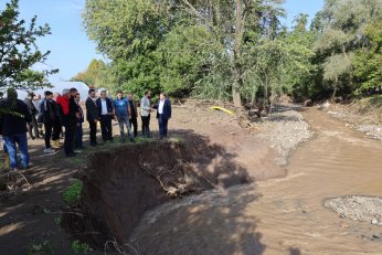 Selden etkilenen çiftçilere destek