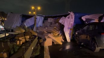 TEM’de feci kaza: 1 ölü, 2 yaralı