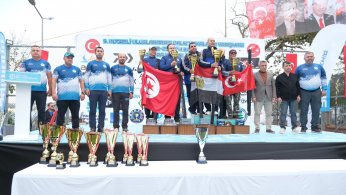 Balık yakalama yarışması nefesleri kesti