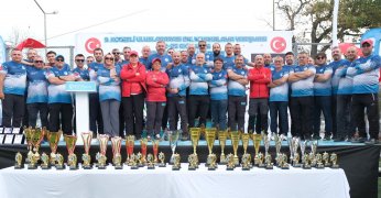 Balık yakalama yarışması nefesleri kesti