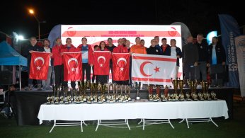 Balık yakalama yarışması nefesleri kesti