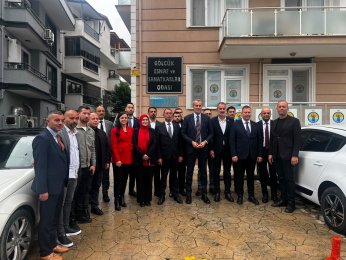 Sancaklı, Gölcük’te acıyı paylaştı
