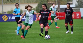 Kadın FK evinde mağlup 1-3