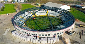 İshakçılar güreş alanına çatı kuruluyor