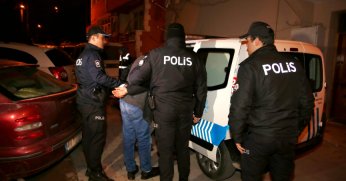 Çeşitli suçlarla aranan 11 kişi gözaltına alındı