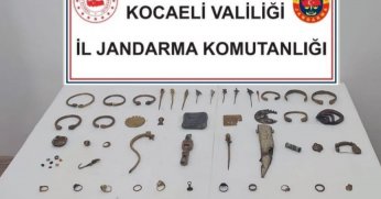 Roma ve Bizans dönemine ait objeler ele geçirildi