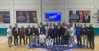 Çayırova Basket liderliğini sürdürdü