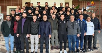 Zinnur Büyükgöz, kampı ziyaret etti