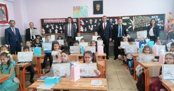 Öğrenciler karne heyecanı yaşadı