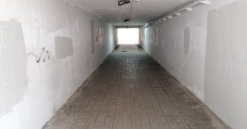 Altgeçit duvarları boyanarak temizlendi