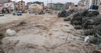 Otopark alanı şantiye oldu