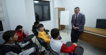 Kültür Merkezinde ilk ders Büyükakın’dan