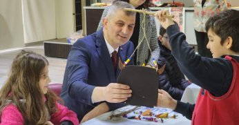 Atık malzemeler sanata dönüştü