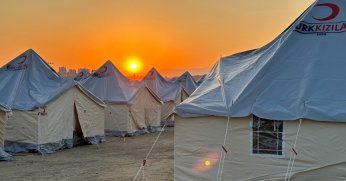 Defne’ye çadır kent kurulmaya başlandı