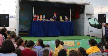 Çocuklar yeniden gülmeye başladı