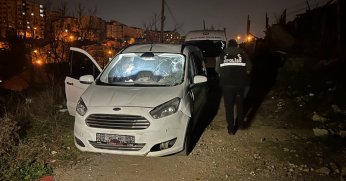 Polise çarpan sürücü tutuklandı