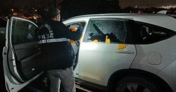 Tartıştığı doktorun aracını kurşunladı