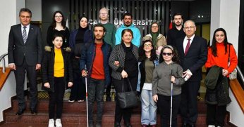 Engelli öğrencilerden Cantürk’e ziyaret