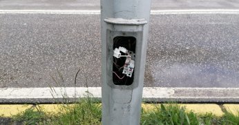 Aydınlatma direğine kapak takılmalı