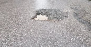 Derin çukura yama gerekli