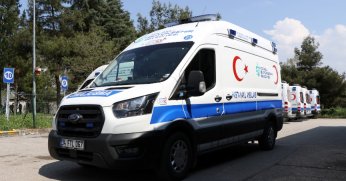 Hasta nakil ambulansları  bayramda görev başında