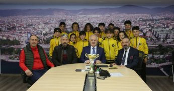 Alparslan Ortaokulu’ndan Kocaeli Şampiyonluğu