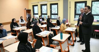 Başiskele’de öğrenciler YKS provasında