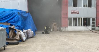 Talaşların tutuştuğu atölyede yangın