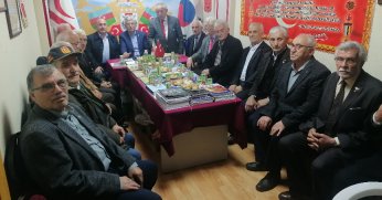 ‘Cumhuriyet ve demokrasiyi sonuna kadar yaşatacağız’