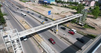 D-100 Karayolu üst  geçidi tamamlanıyor