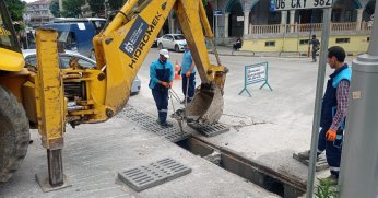 Yol bakım timinden  sorunlara hızlı müdahale