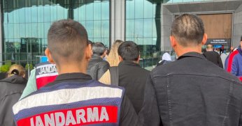 Kocaeli’de 6 düzensiz  göçmen sınır dışı edildi