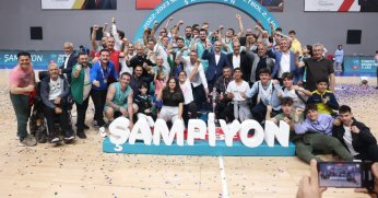 Çayırova Belediyesi 2. Lig’de şampiyon oldu