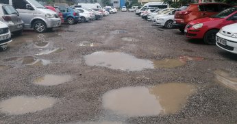 Otopark zeminine düzenleme gerekli