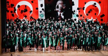 Teknoloji Fakültesi’nde mezuniyet heyecanı