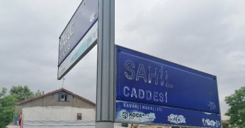 Tabeladaki yazılar yeniden boyanmalı