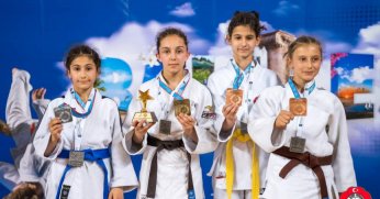 Minik judocular gelecek vaat etti