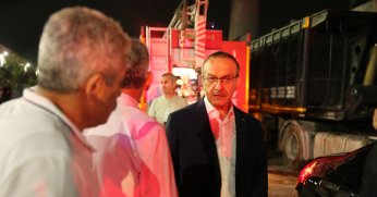 Kimyasal tepkime yoğun duman oluşturdu