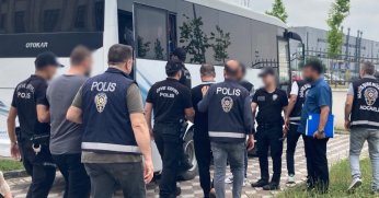 Sopayla saldırıp gasp ettiler: 5 kişi tutuklandı