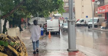 Sıcaktan kavrulan Kocaelililer yağmurla serinledi