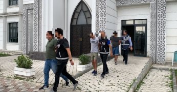 329 bin TL ve 2 kilo altın çalmışlardı, yakalandılar