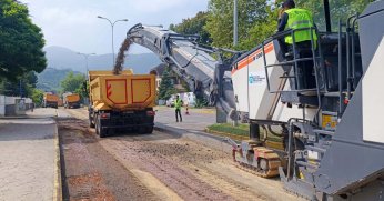 Başiskele’de üstyapı yenileme çalışması