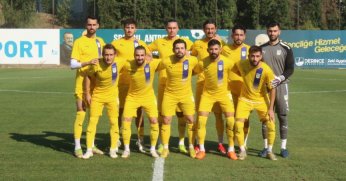 Derince galibiyetle başladı