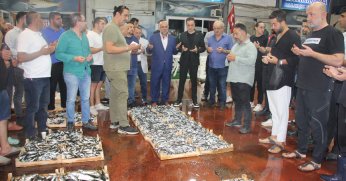 Ereğli Balık Hali’nde ilk mezat yapıldı