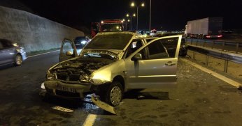 5 araç birbirine girdi: 1’i bebek 5 yaralı