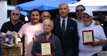 Yarım asırlık esnaflar onurlandırıldı